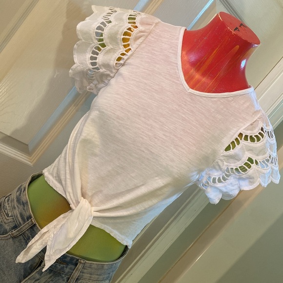 Tahari White Flutter Sleeve Asymmetrical Blouse - Picture 4 of 13